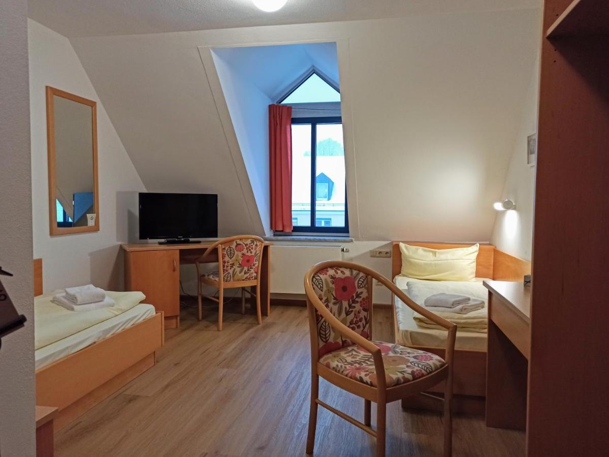 Gastehaus Deggendorf Hotel Eksteriør billede